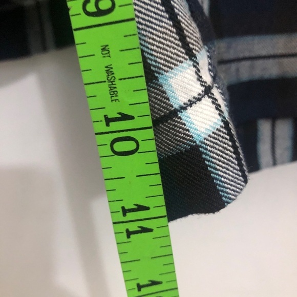 - Mens Navy Blue Flannel Shorts. Size 36 - Picture 3 of 5